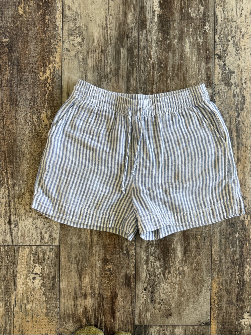2 for $15 sale: Beach lunch lounge blue white striped cotton shorts. XS